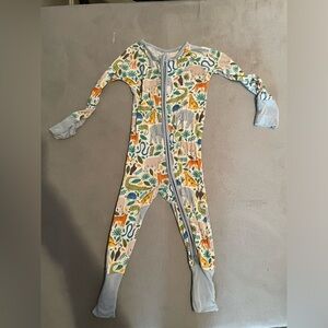 Little Sleepies 6-12 month zippy in jungle safari